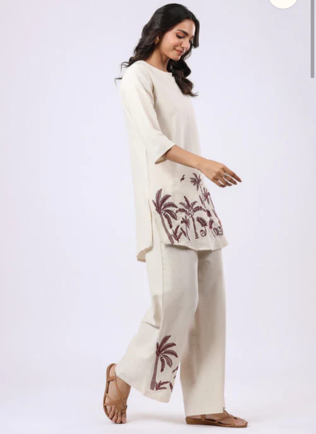 Shwet Vriksha – Calm Among Palms