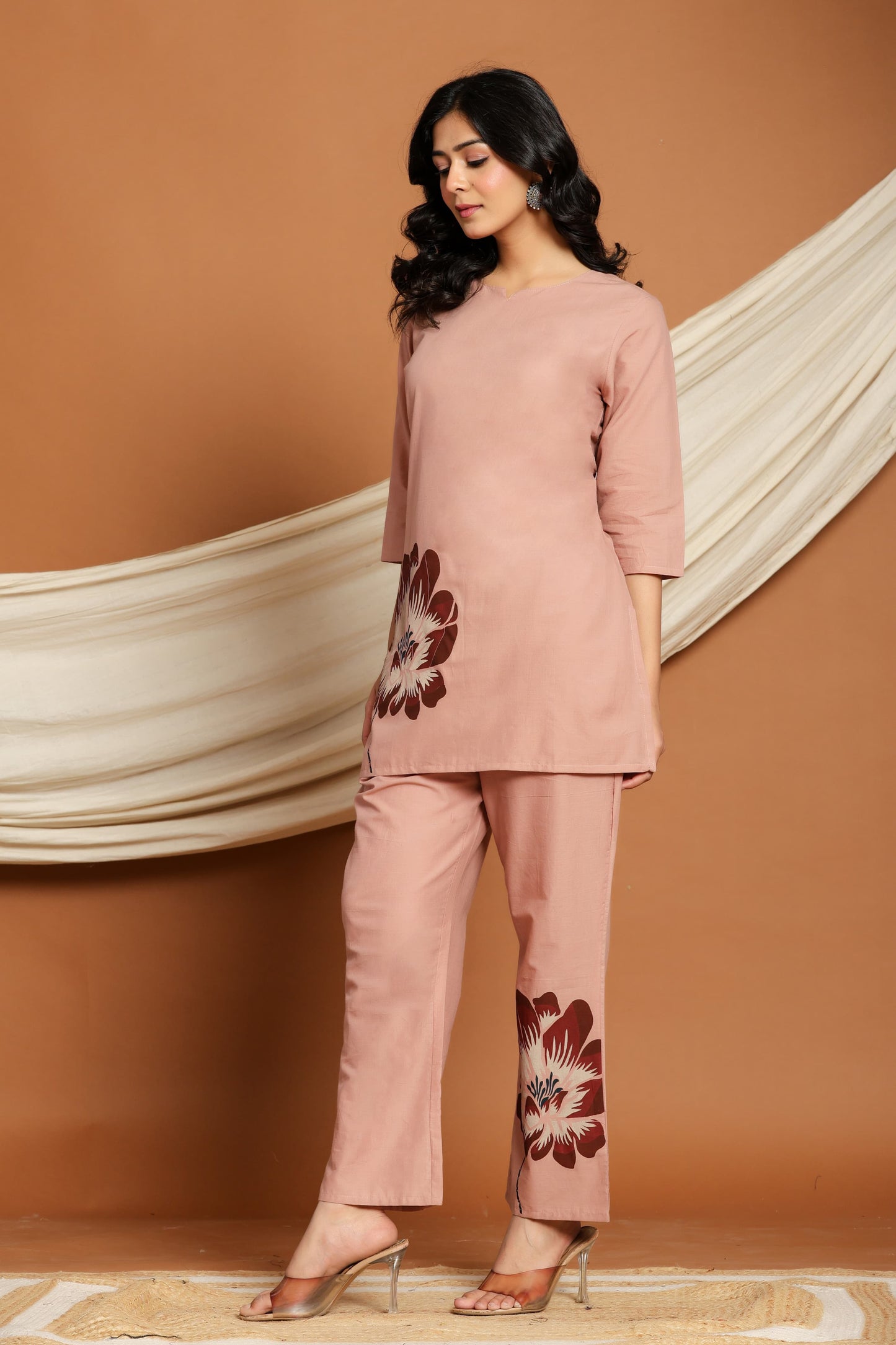 Blush Saaz – Symphony in Bloom